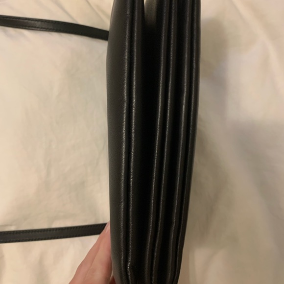 Authentic Celine Trio Lambskin Leather Designer Crossbody Bag in Black - Picture 10 of 16